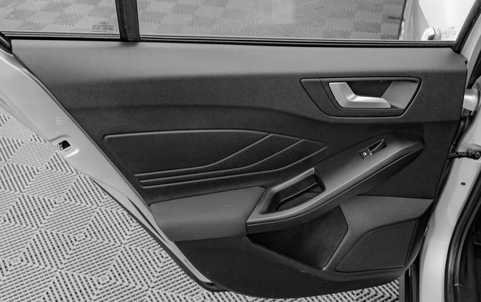 Ford Focus cena 60850 przebieg: 69991, rok produkcji 2019 z Pajęczno małe 667